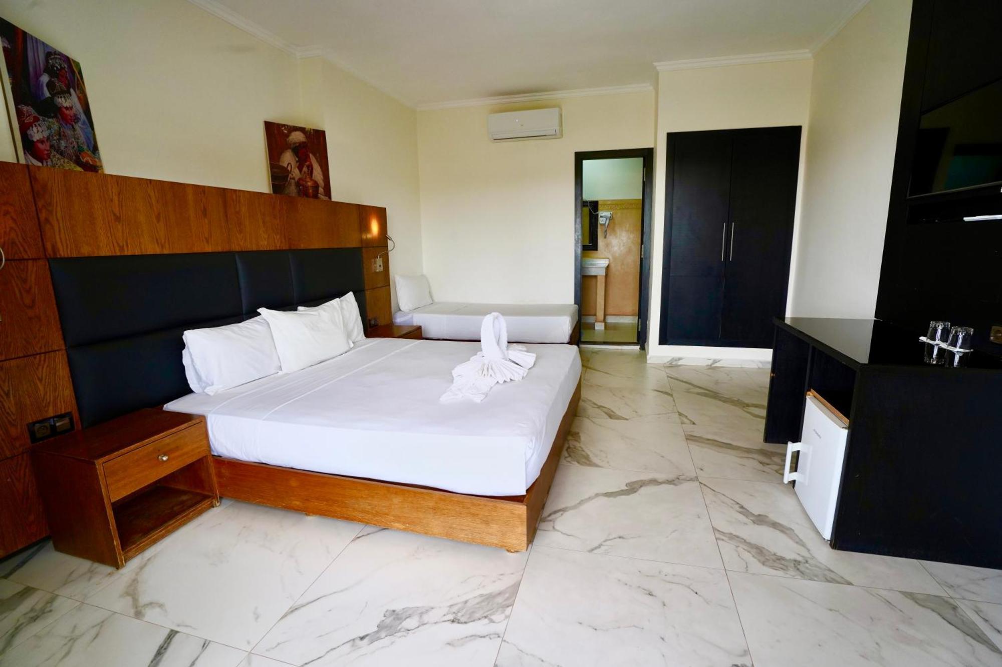 Ourika Camp Suites Hotel & Resort El Harkat Екстериор снимка