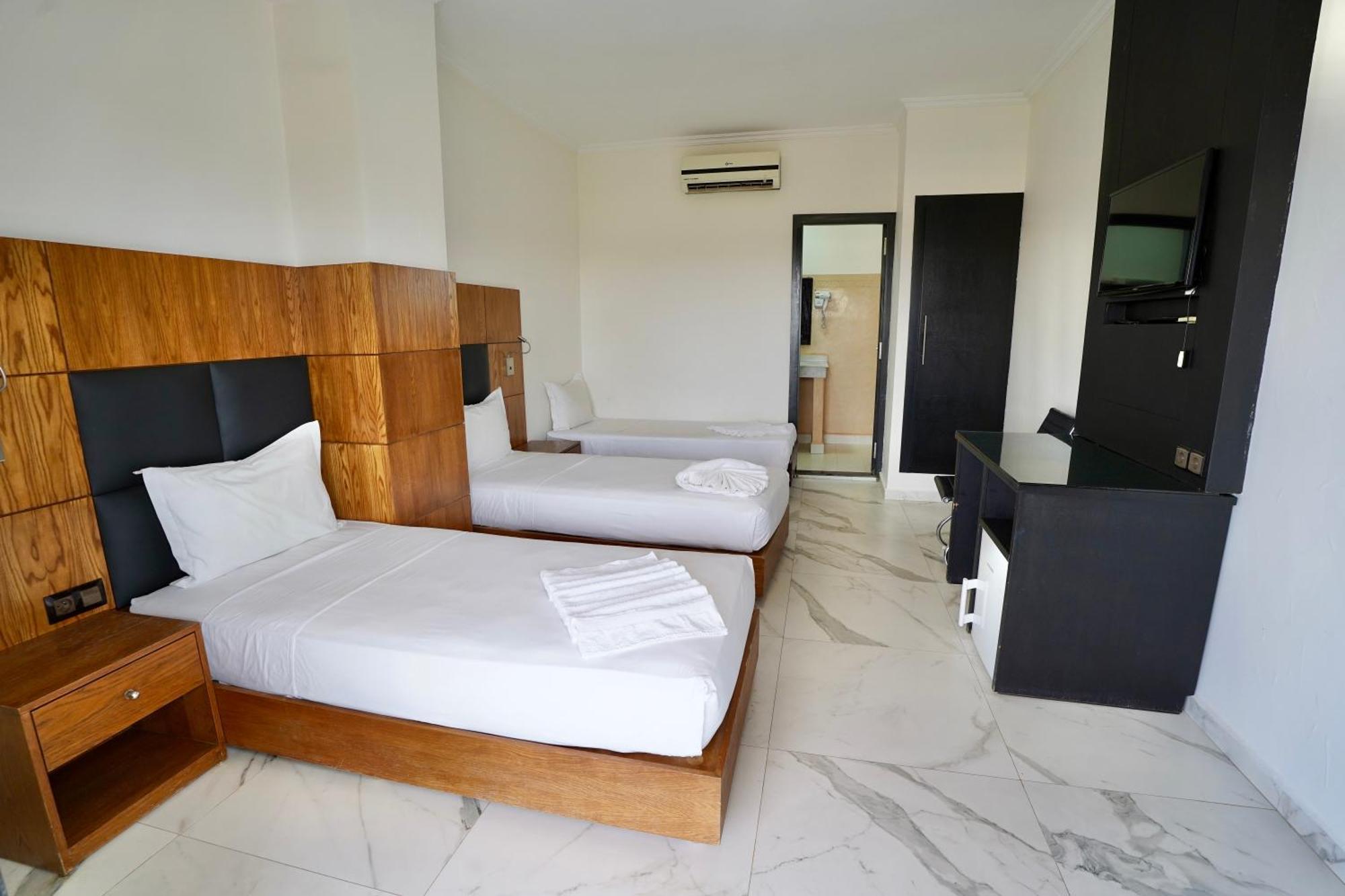 Ourika Camp Suites Hotel & Resort El Harkat Екстериор снимка