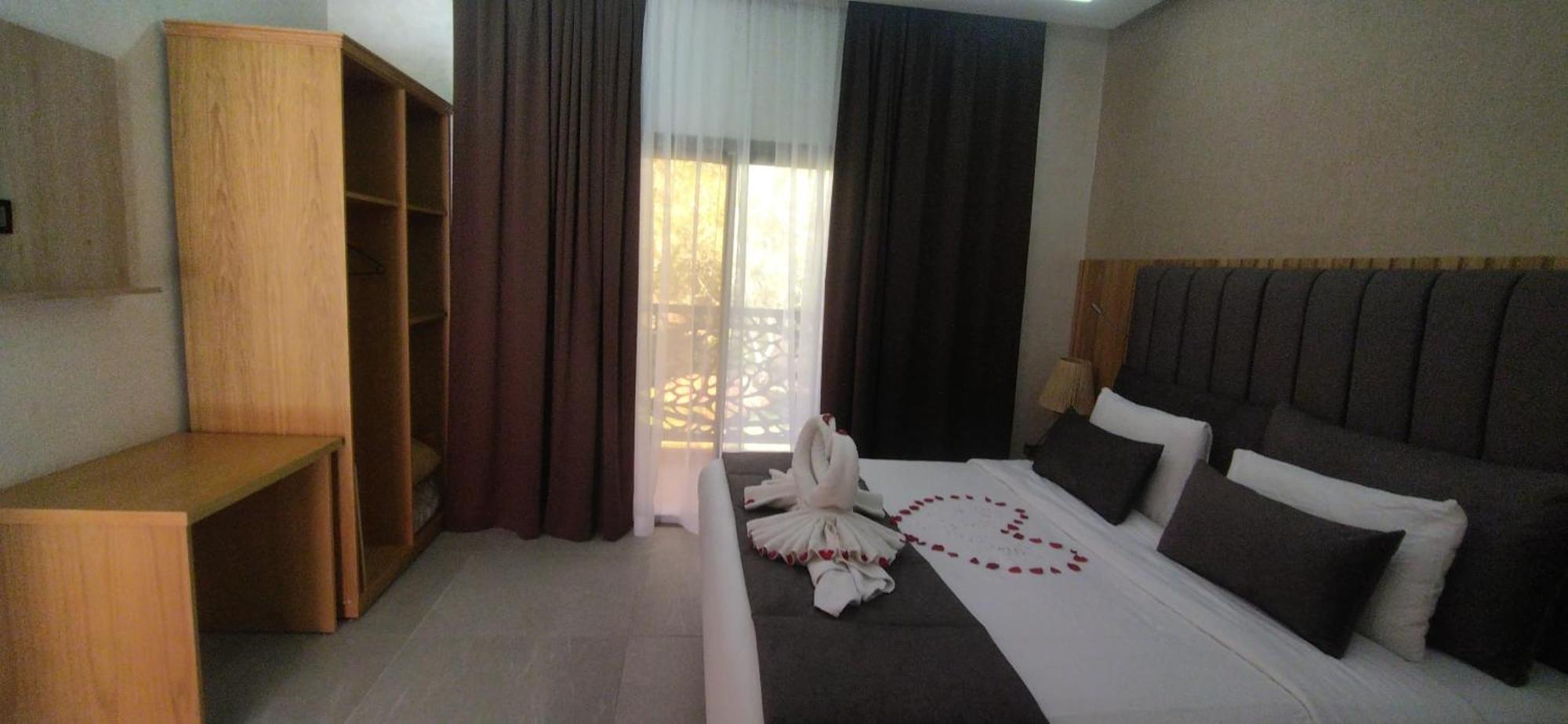 Ourika Camp Suites Hotel & Resort El Harkat Екстериор снимка